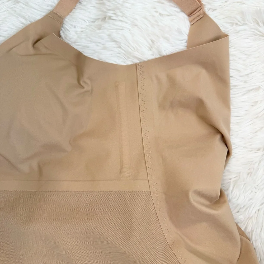 Honeylove Beige Shapewear Tank - Picture 12 of 13
